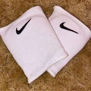 Nike knee pads